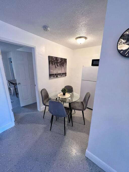Cozy & Beautiful 1Bd Apartment W/Full Kitchen! Fort Lauderdale Luaran gambar